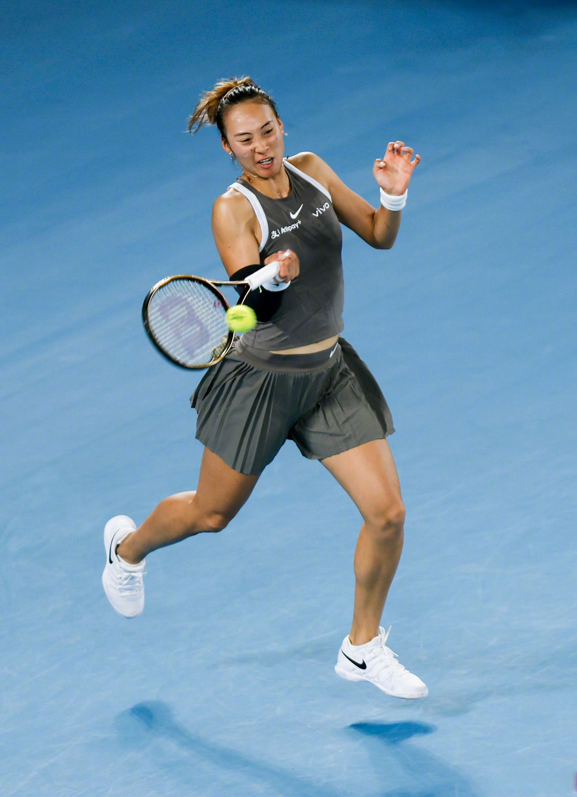 尤其是在防 尤其是在防