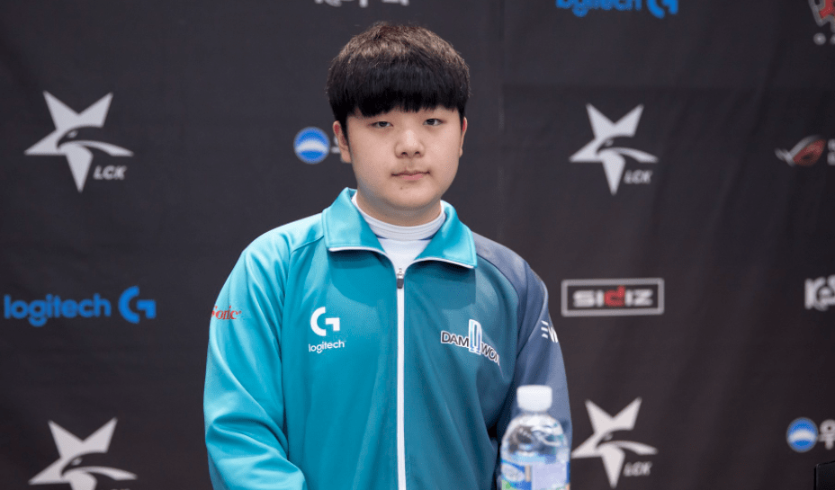 热烈掌声 热烈掌声