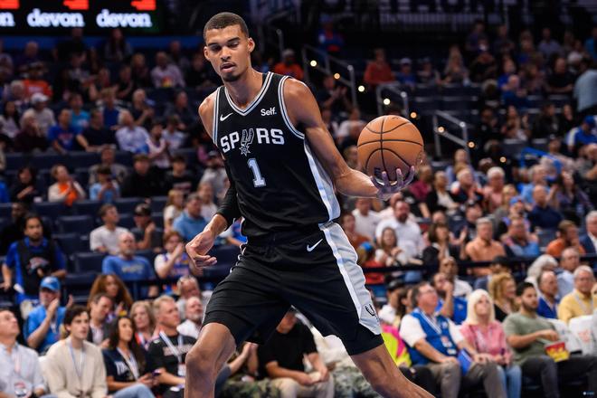 年轻前锋乔 年轻前锋乔